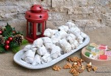 Cornulețe cu nucă și rahat sau magiun – foarte fragede și gustoase reteta Cornulețe cu nucă și rahat sau magiun - foarte fragede și gustoase savori urbane 1