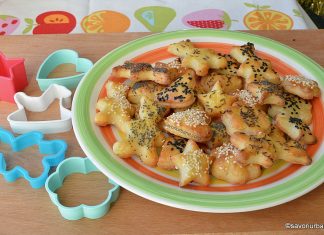 Biscuiți 100 cu brânză de vaci – rețeta de biscuiți de casă pentru copii Biscuiți 100 cu brânză de vaci rețeta de biscuiți de casă pentru copii savori urbane