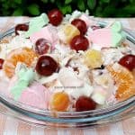 Salată Ambrozia cu fructe și iaurt – rețeta de Ambrosia Salad