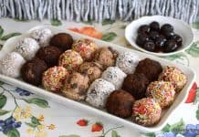 Bomboane din colivă cu vișine – rețeta de post sau de dulce de biluțe din grâu fiert Bomboane din colivă cu vișine - rețeta de post sau vegană de biluțe din grâu fiert savori urbane 1