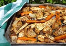 Legume rădăcinoase la cuptor – legume coapte și caramelizate la tavă Legume rădăcinoase la cuptor - legume caramelizate la tavă reteta savori urbane