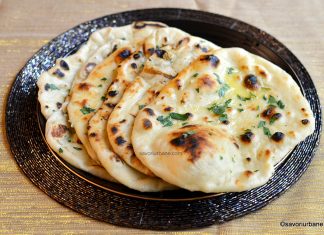 Pâine naan cu unt și usturoi – rețeta de lipii indiene Pâine naan cu unt și usturoi - rețeta de lipii indiene savori urbane