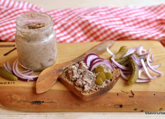 Pate de ficat la borcan (lebăr sau maioș) – rețeta de conservă de ficat naturală Pate de ficat la borcan - rețeta de conservă de ficat naturală savori urbane