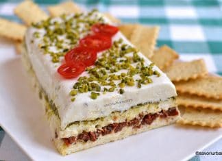 Terină de brânză cu pesto verde și roșii deshidratate – aperitiv festiv în stil italian reteta terina de branza cu gelatina crema de ricotta cu gorgonzola