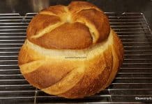 Pâine OZN sau Hopa Mitică – rețeta de pâine englezească cu etaj sau cottage loaf Pâine OZN - rețeta de pâine englezească cu etaj sau cottage loaf savori urbane