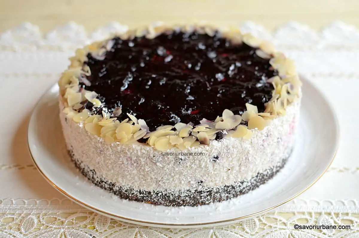 cel mai bun cheesecake dietetic fara zahar sanatos cu aronia dulceata fructe uscate pudra 1