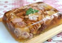 Piftie de porc cu usturoi – rețeta de răcituri tradiționale limpezi și bine închegate + VIDEO rasturnare racituri sau piftie de porc din forma incalzita cu apa calda