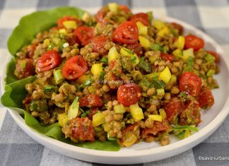 Salată de linte cu roșii, usturoi și dressing cremos – rețeta de post (vegană) Salată de linte cu roșii, usturoi și dressing cremos - rețeta de post (vegană) savori urbane