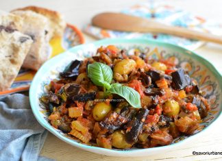 Caponata siciliană – rețeta de tocană de legume cu vinete rumenite la cuptor Caponata siciliană - rețeta de tocană de legume cu vinete rumenite savori urbane