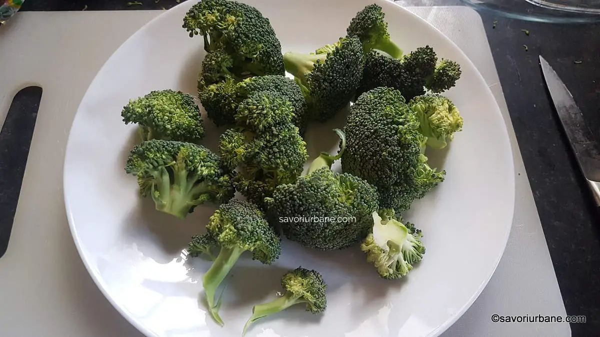 broccoli crud pentru graten