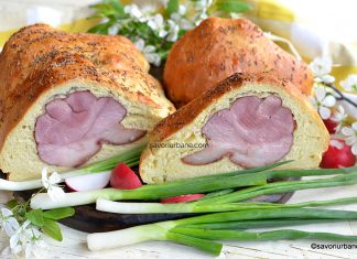 Ciolan afumat copt în aluat de pâine cu cartofi – rețeta de șuncă de Paște la cuptor