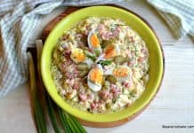 Salată ungurească de cartofi cu ouă, castraveți murați și șuncă afumată (bacon, kaiser) Salată ungurească de cartofi cu ouă, castraveți murați și șuncă afumată (bacon, kaiser) rețeta savori urbane