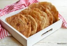 Șuberec – plăcinte cu carne și ceapă după rețeta turco-tătară de chebureki, çibörek sau çiğ börek Șuberec - plăcinte cu carne după rețeta turco-tătară de chebureki, çibörek sau çiğ börek savori urbane