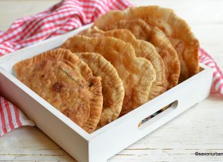 Șuberec – plăcinte cu carne și ceapă după rețeta turco-tătară de chebureki, çibörek sau çiğ börek Șuberec - plăcinte cu carne după rețeta turco-tătară de chebureki, çibörek sau çiğ börek savori urbane