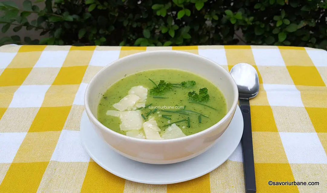 Supă cremă de dovlecei cu usturoi (zucchini) - rețeta dietetică fără cartofi sau smântână