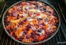 Clafoutis cu piersici, prune, vișine, cireșe, caise – rețeta de flan sau prăjitură cremoasă cu multe fructe Clafoutis cu piersici, prune, vișine, cireșe, caise - prăjitură cremoasă cu multe fructe (fără făină) savori urbane