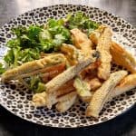 Dovlecei tempura – rețeta de sticks de dovlecel în crustă crocantă de aluat