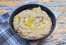 Baba ganoush (ghanoush sau ghanouj) – rețeta de salată de vinete cu tahini și usturoi, în stil oriental Baba ganoush (ghanoush sau ghanouj) - rețeta de salată de vinete cu tahini, în stil oriental savori urbane