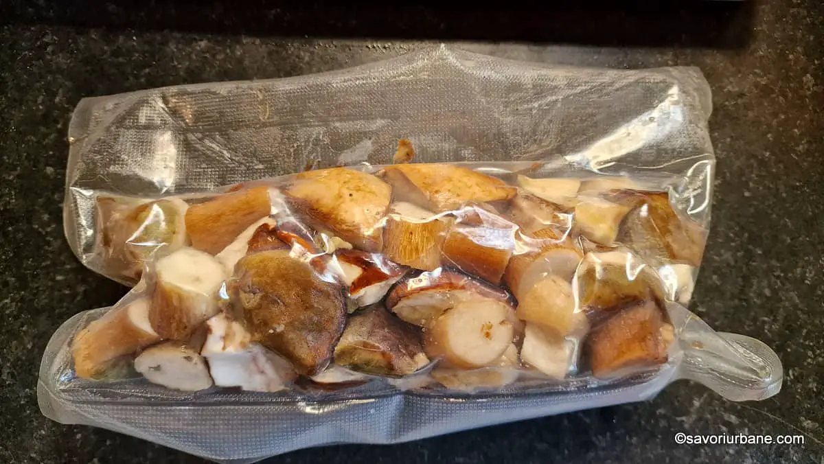 cum se congeleaza ciupercile crude in pungi vidate