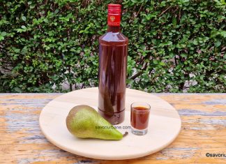 Lichior de pere cu vanilie și zahăr brun – rețeta de casă Lichior de pere cu vanilie și zahăr brun - rețeta de casă savori urbane