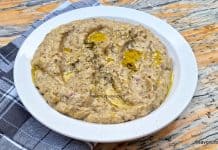 Mutabal – rețeta de salată orientală de vinete cu pastă de susan, iaurt și usturoi Mutabal - rețeta de salată orientală de vinete cu pastă de susan, iaurt și usturoi savori urbane