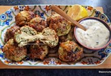 Chiftele de pui cu dovlecel, pesto și parmezan – la air fryer sau la cuptor Chiftele de pui cu dovlecel, pesto și parmezan - la air fryer sau la cuptor savori urbane reteta