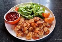 Creveți cu usturoi și portocale în crustă crocantă – la air fryer sau la cuptor Creveți cu usturoi și portocale în crustă crocantă - la air fryer sau la cuptor reteta savori urbane