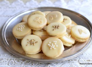 Ișlere albe cu cremă de lămâie sau portocale – rețeta de fursecuri fragede glasate Ișlere albe cu cremă de lămâie sau portocale - rețeta de fursecuri fragede glasate savori urbane