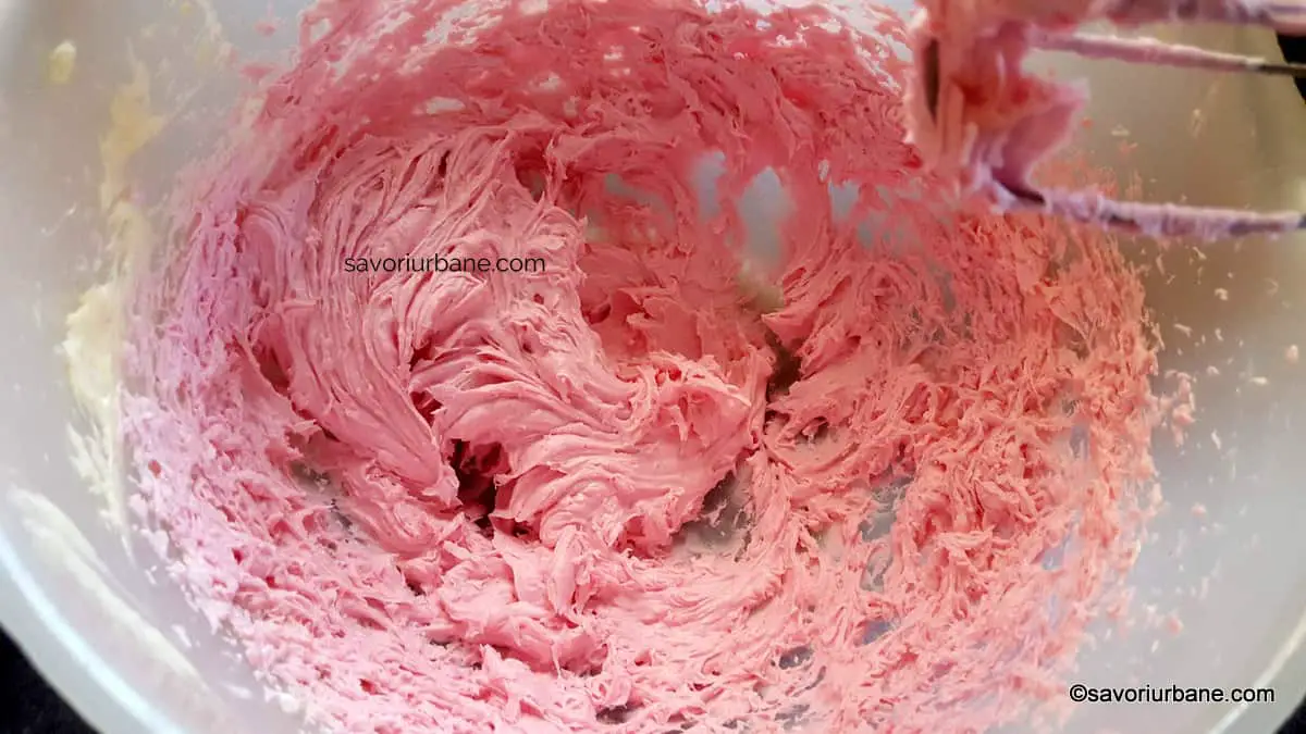 cum se face crema roz de cofetarie cu unt