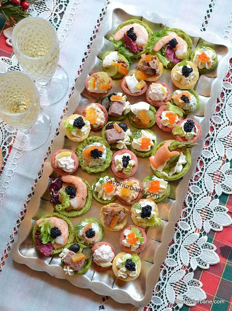 10 idei de amuse bouche aperitive festive mini tarte cu creveti caviar somon afumat legume pate de ficat icre
