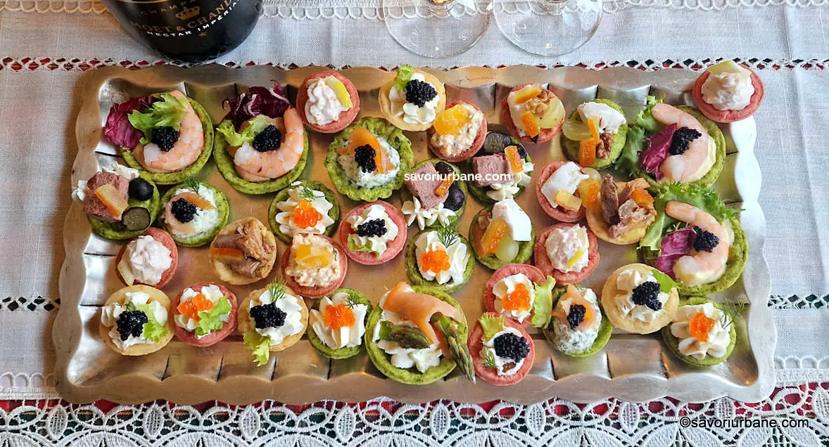 10 rețete de canapeuri festive sau amuse bouche - aperitive în mini tarte sau coșulețe din aluat fraged colorat natural savori urbane