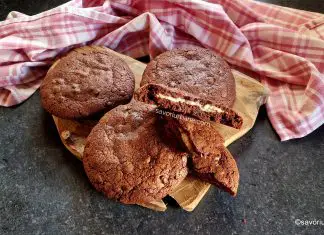 Cheesecake brownie cookies cu ciocolată – rețeta de biscuiți umpluți cu cremă de brânză Cheesecake brownie cookies cu ciocolată - rețeta de biscuiți umpluți cu cremă de brânză savori urbane