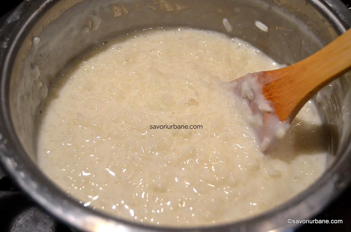 preparare orez cu lapte foarte cremos si vanilat