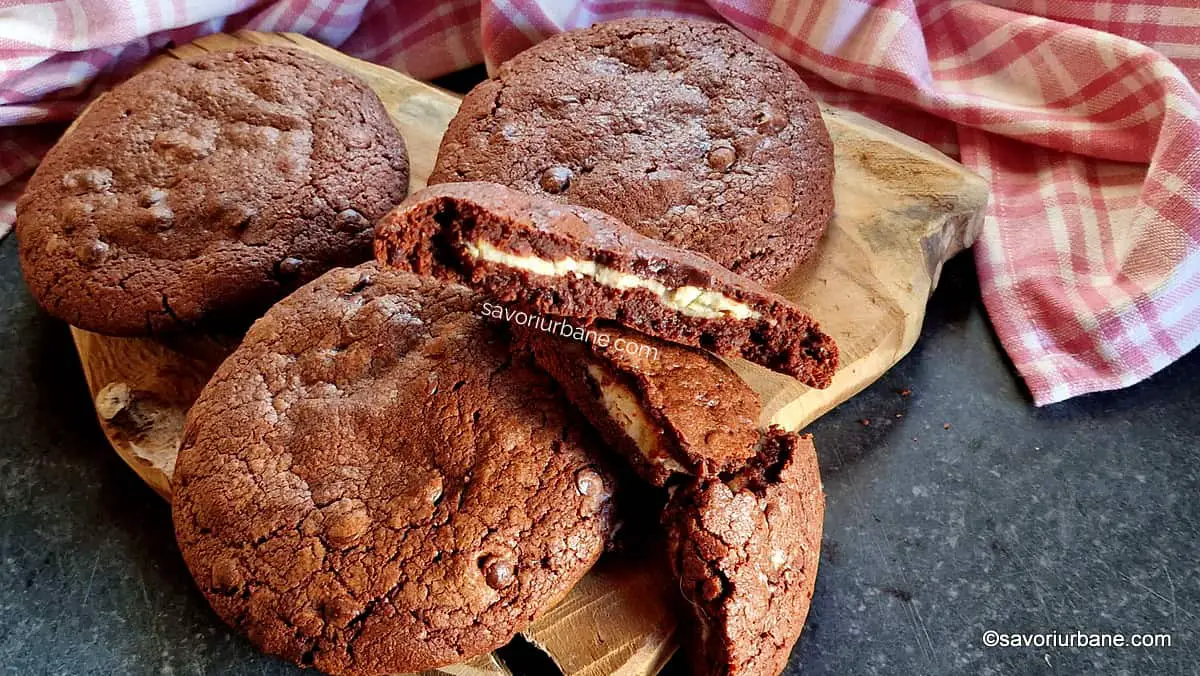 reteta biscuiti negrese umpluti cu crema de branza cookies cu ciocolata