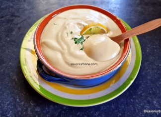 Maioneză de post – rețeta simplă, rapidă și naturală cu aquafaba (lichidul din conserva de fasole boabe sau năut) Maioneză de post - rețeta simplă, rapidă și naturală cu aquafaba (apa din conserva de fasole boabe sau năut) savori urbane