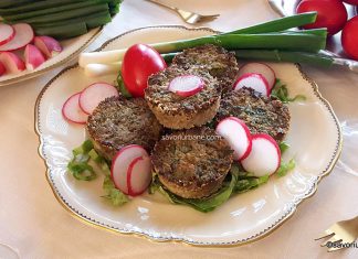 Mini drob de miel sau de pui copt în forme de brioșe (muffins) – rețeta de mini droburi fragede și gustoase Mini drob de miel copt în forme de brioșe (muffins) - extra fraged și gustos reteta savori urbane