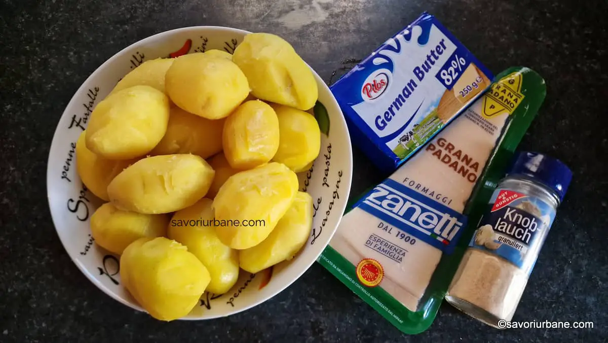 ingrediente cartofi crocanti cu parmezan usturoi harissa