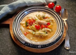 Ciorbă de păstăi cu carne de pasăre (pui, curcan) – rețeta de supă de fasole lată verde sau galbenă Ciorbă de păstăi cu carne de pasăre (pui, curcan) - supă de fasole lată verde sau galbenă savori urbane