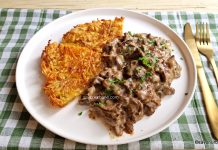 Zürcher Geschnetzeltes – rețeta elvețiană de mâncare de vițel cu ciuperci și smântână Zürcher Geschnetzeltes - rețeta elvețiană de mâncare de vițel cu ciuperci și smântână savori urbane