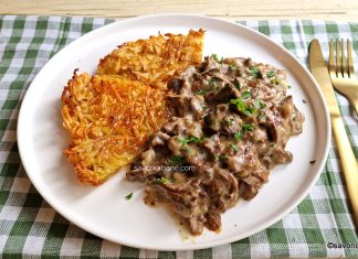 Zürcher Geschnetzeltes – rețeta elvețiană de mâncare de vițel cu ciuperci și smântână Zürcher Geschnetzeltes - rețeta elvețiană de mâncare de vițel cu ciuperci și smântână savori urbane