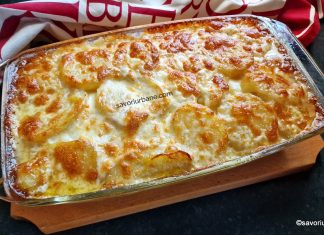 Cartofi gratinați cu bacon, ciuperci rumenite, ouă și cașcaval – la cuptor Cartofi gratinați cu bacon, ciuperci, ouă și cașcaval - la cuptor reteta savori urbane