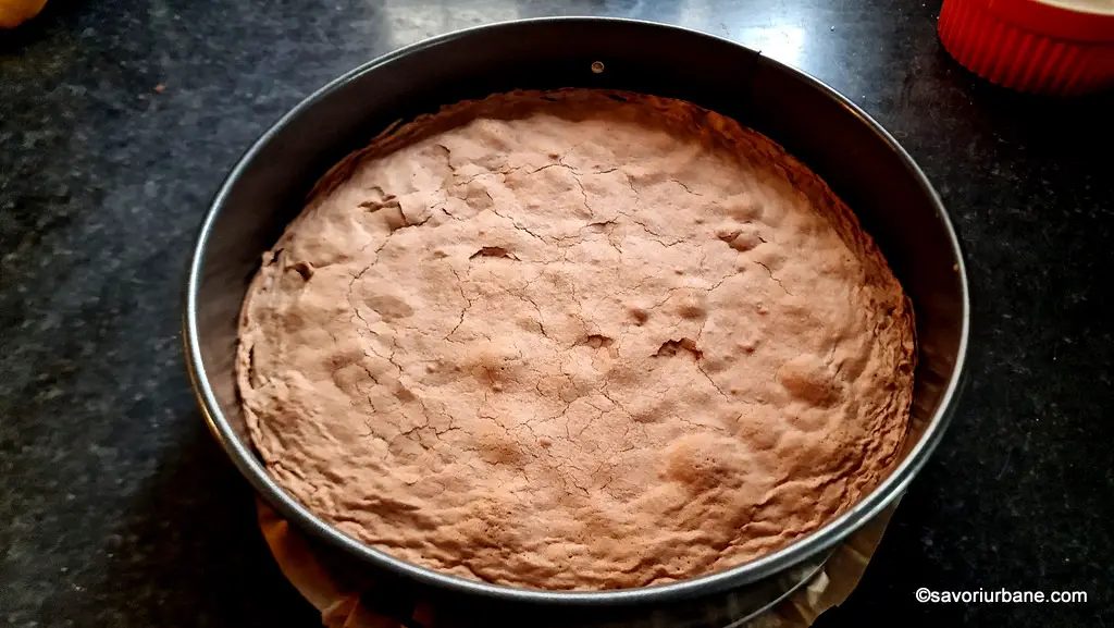 Coacere blat umed pentru tort tip sacher ciocolata unt (1)