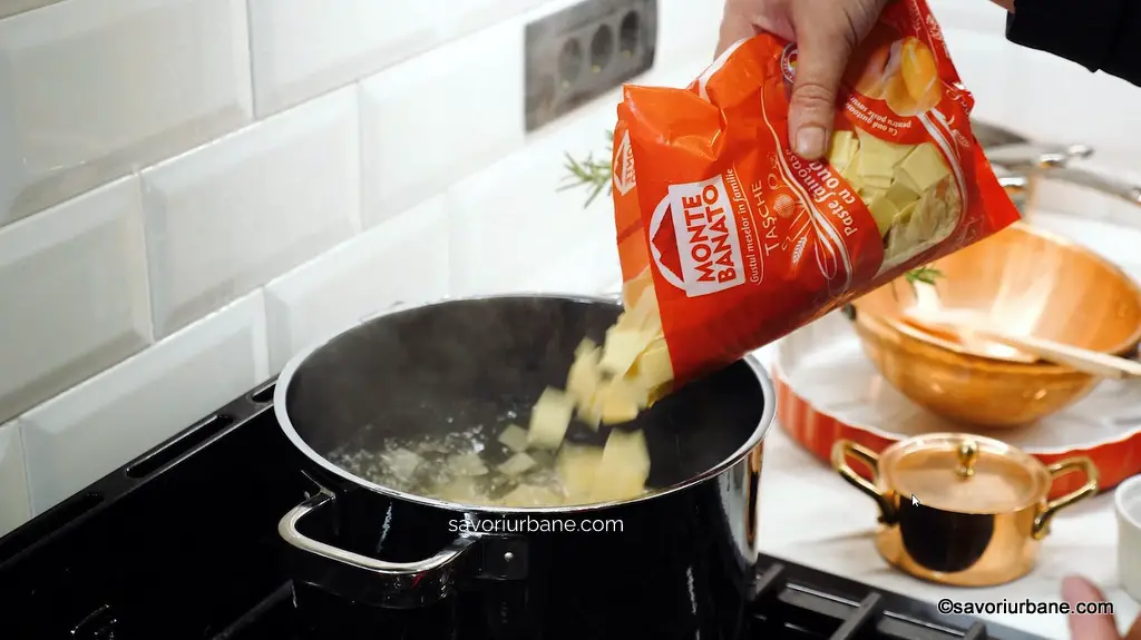 fierbere tasche monte banato paste scurte cu ou