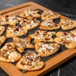 Preckedli - fursecuri fragede ungurești cu nucă și untură sau unt reteta savori urbane