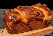 Cozonac simplu cu nucă și rahat – rețeta video de cozonac uriaș care reușește și începătorilor Cozonac simplu cu nucă și rahat - rețeta de cozonac uriaș care reușește și începătorilor savori urbane