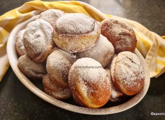Gogoși cu cartofi – rețeta de crofne sau pancove pufoase din aluat cu cartofi fierți (piure) Gogoși cu cartofi - rețeta de crofne sau pancove pufoase din aluat cu cartofi fierți savori urbane