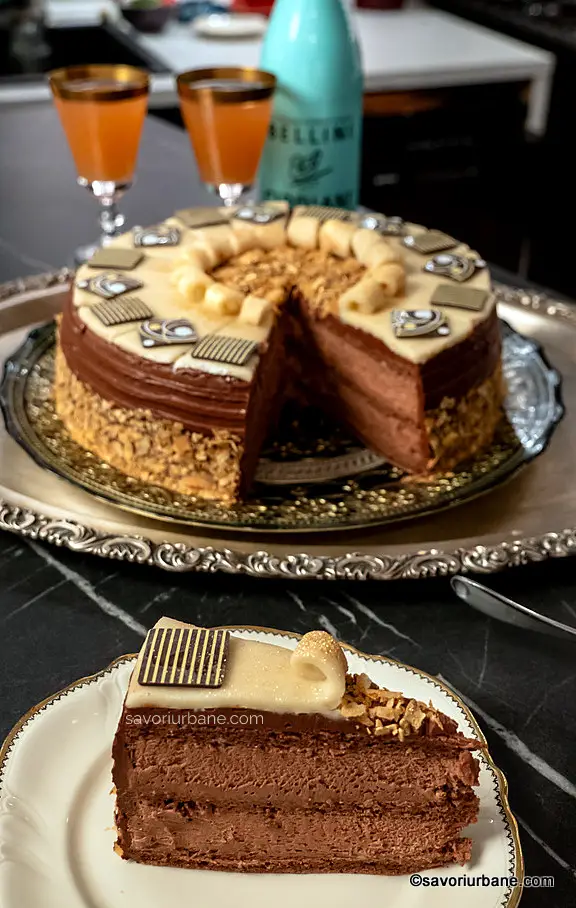 felie de klimttorte ca la gerstner wien