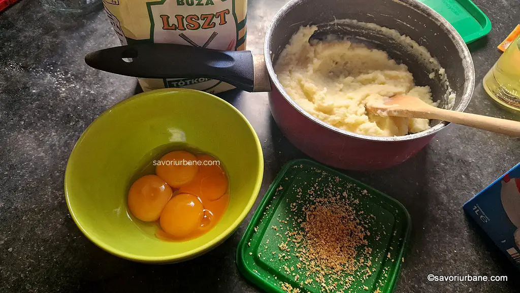 ingrediente aluat gogosi cu piure de cartofi