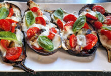 Vinete alla caprese cu mozzarella și roșii – crestate și gratinate (la cuptor) Vinete alla caprese cu mozzarella și roșii - crestate și gratinate (la cuptor) reteta savori urbane